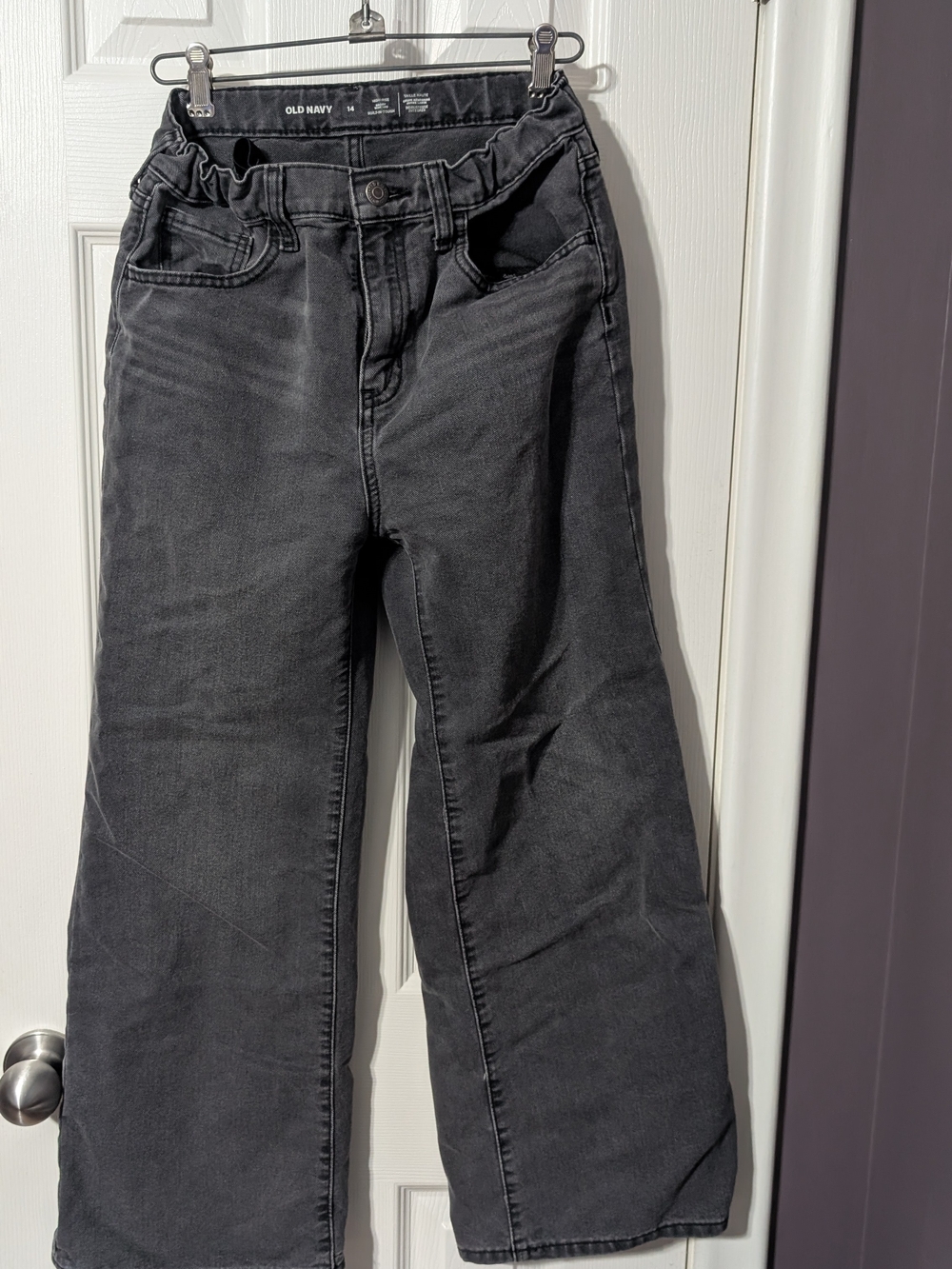 Old Navy Wide Leg Jeans in Charcoal Black